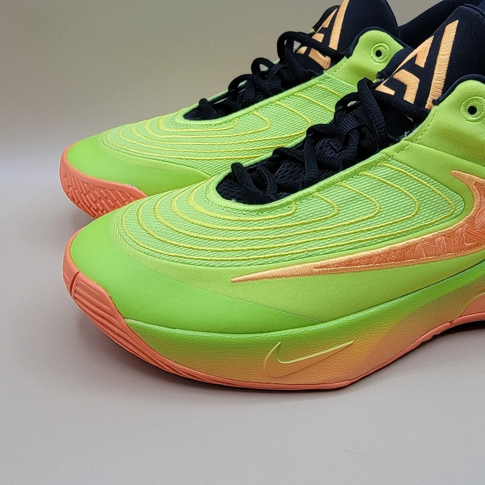 Nike Giannis Immortality 4 Halloween Basketball Shoes Men's Size 8.5 Neon Orange